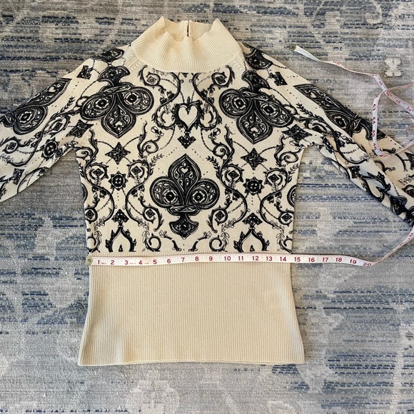 L.A.M.B. By Gwen Stefani cashmere sweater - Picture 10 of 13